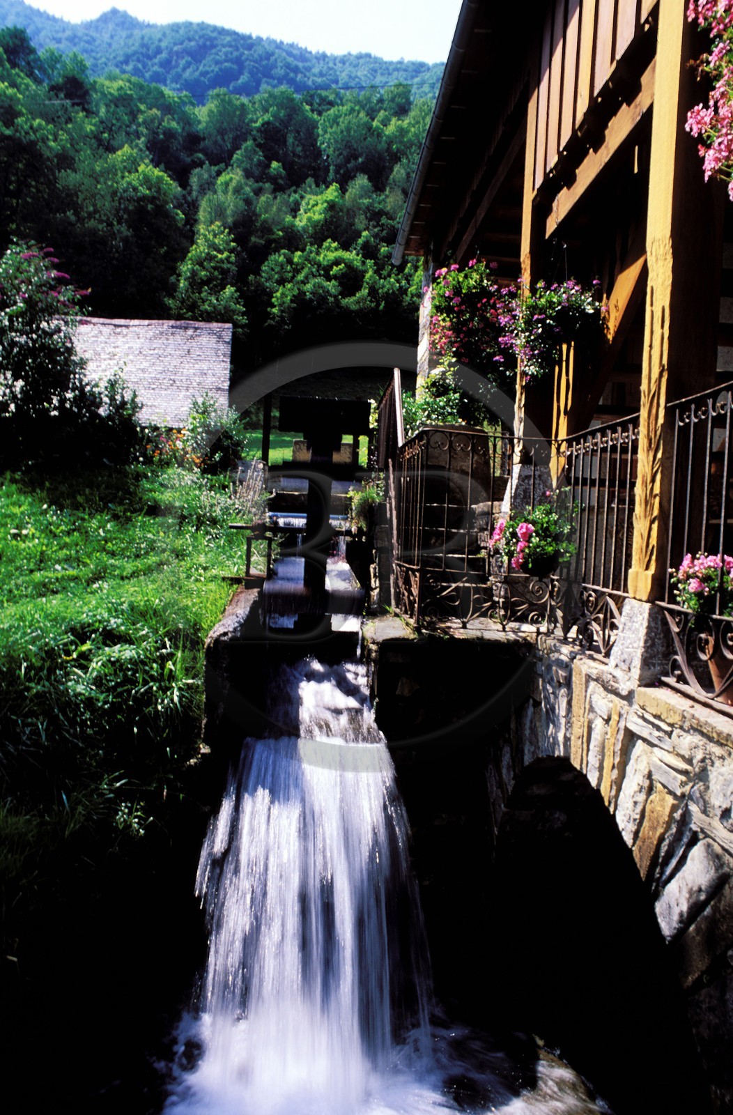 France, Hautes-Pyrénées (65), Loudenvielle, le moulin de Saoussas