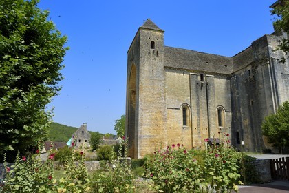 France, Dordogne (24), Périgord Noir, Saint-Amand-de-Coly, labellisé Les Plus Beaux Villages de France, l'abbaye de Saint-Amand-de-Coly