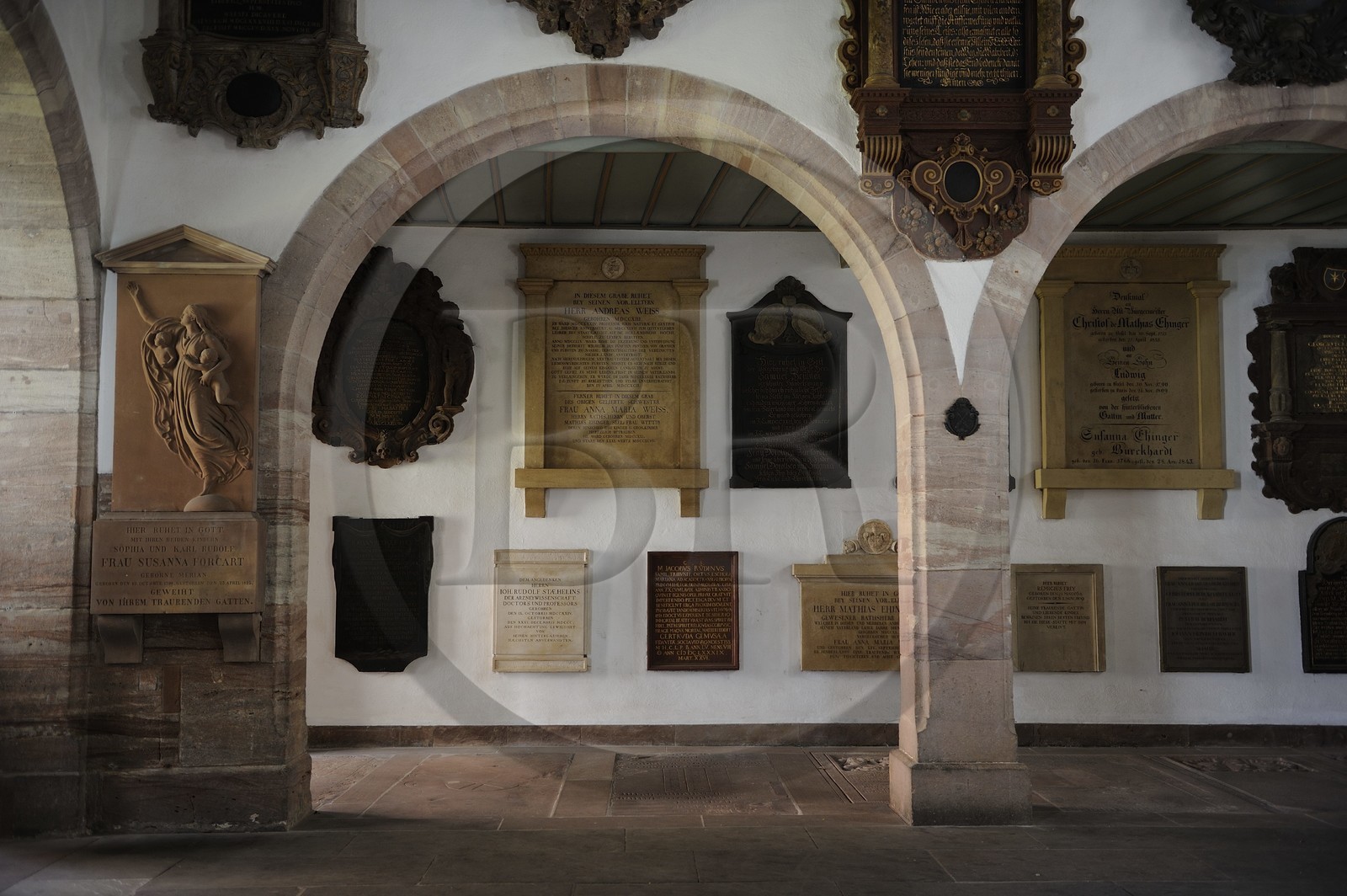 Suisse, Bâle, la cathédrale, cloître