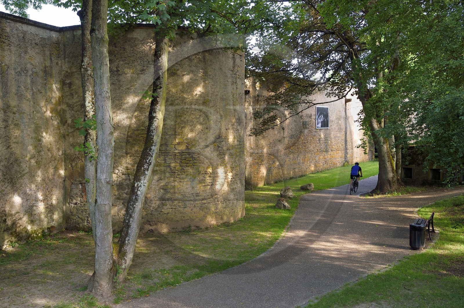 France, Moselle, Metz, city walls circuit along the Moselle and Seille River