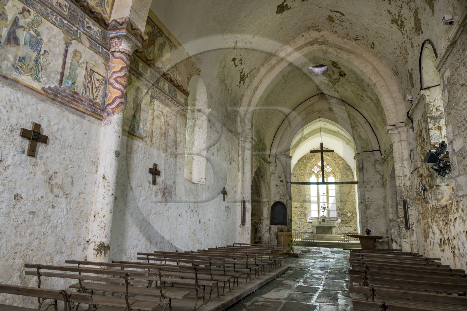 France, Vendée (85), Pouzauges, église romane Notre-Dame du Vieux Pouzauges du XIème siècle, fresques murales du début XIIIème siècle
