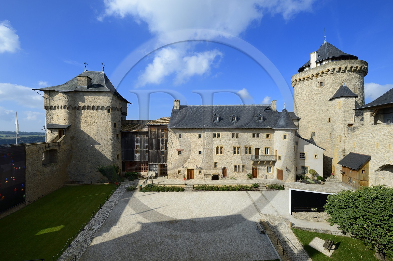 France, Moselle (57), Manderen, chateau de Malbrouck