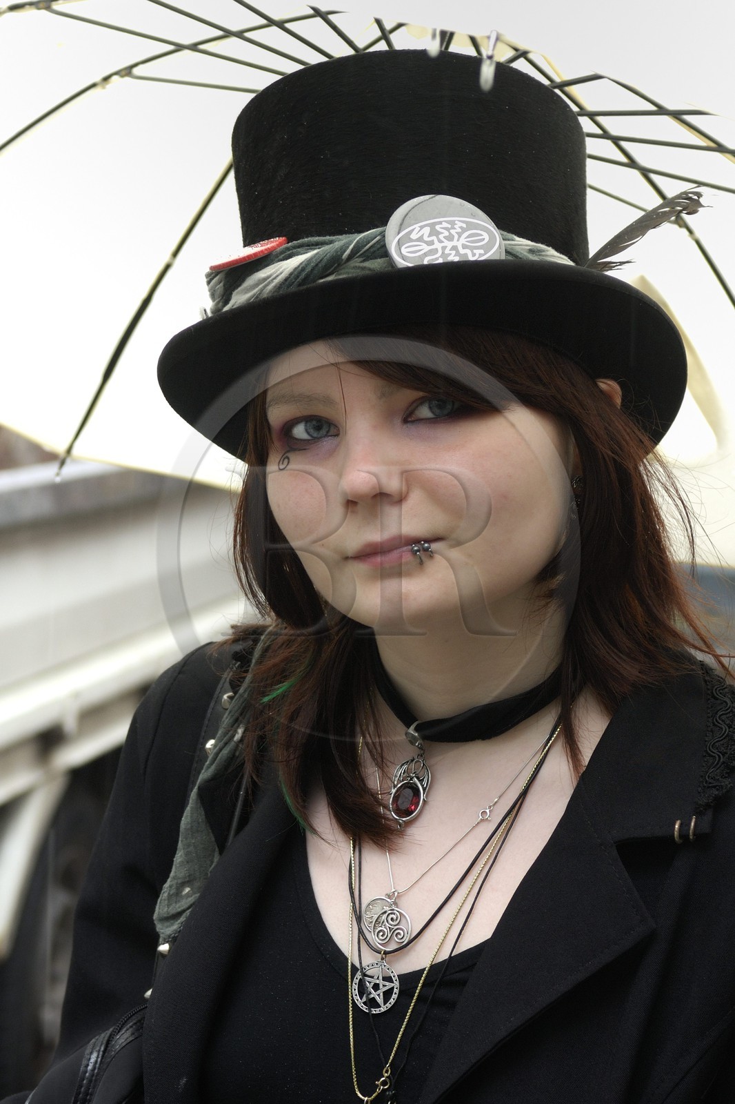 Norvège, Hordaland, Bergen,  jeune fille gothique