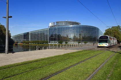 France, Bas Rhin, Strasbourg, European district, the European Parliament along the Ill river and the Marne-Rhine canal