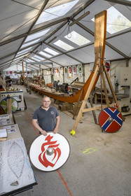 France, Vendee, L'Ile d'Olonne next to Les Sables d'Olonne, chantier Drakkar de Vendée qui est une reproduction du Drakkar de Gokstad, son créateur et président de l'association Philippe Renaudet