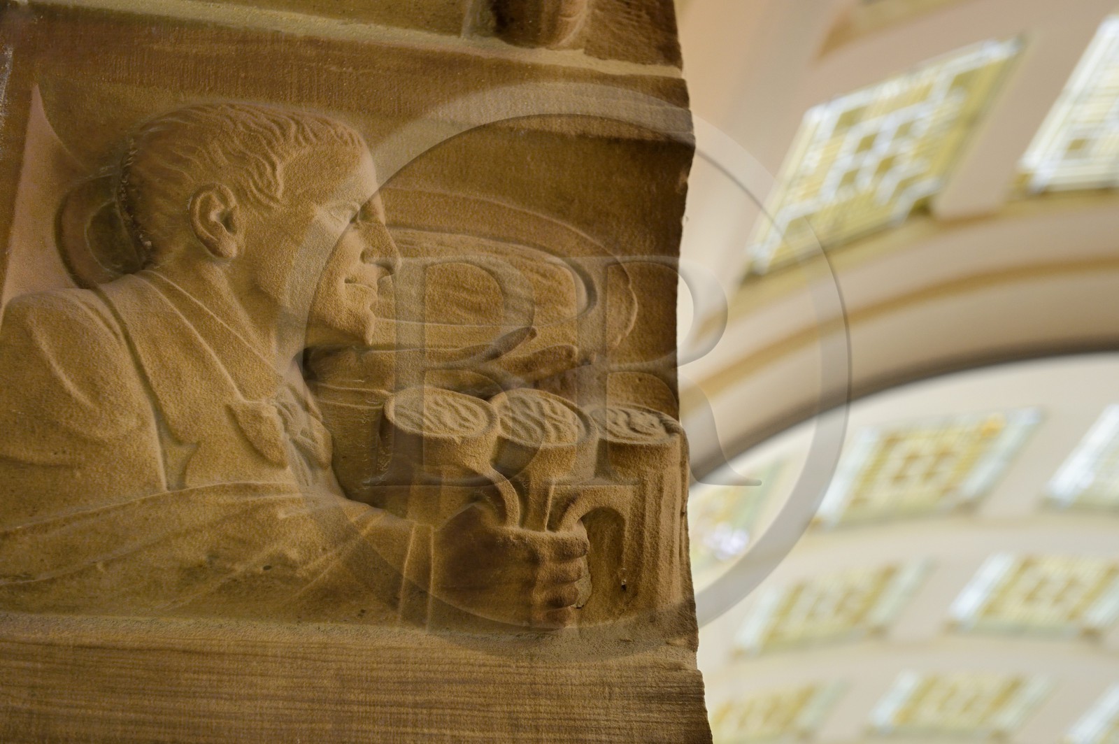 France, Moselle, Metz, railway station, built between 1905 and 1908 by the Berliner architect Jurgen Kruger, waiter serving beer and a cold dish at the entrance of the third classes restaurant