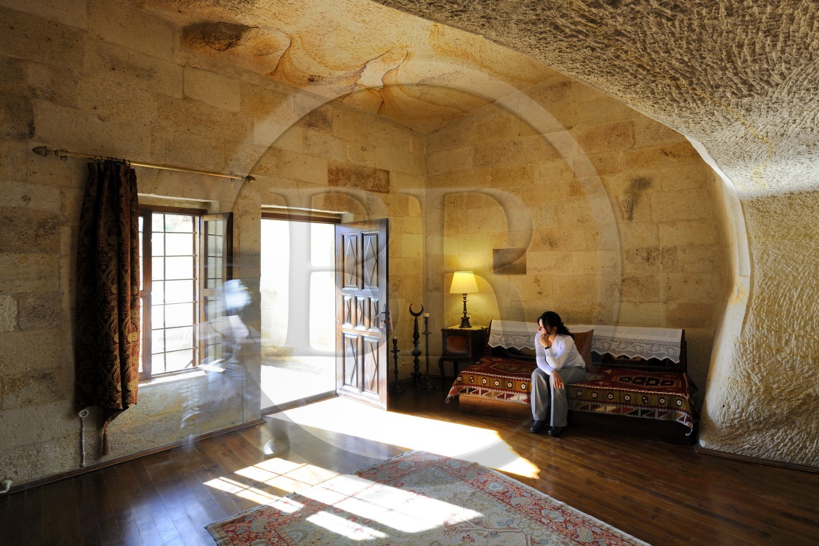 Turquie, Anatolie Centrale, province de Nevsehir, Cappadoce classée Patrimoine Mondial de l'UNESCO, Ürgüp, hôtel de luxe Yunak Evleri dans les anciennes maisons troglodytiques