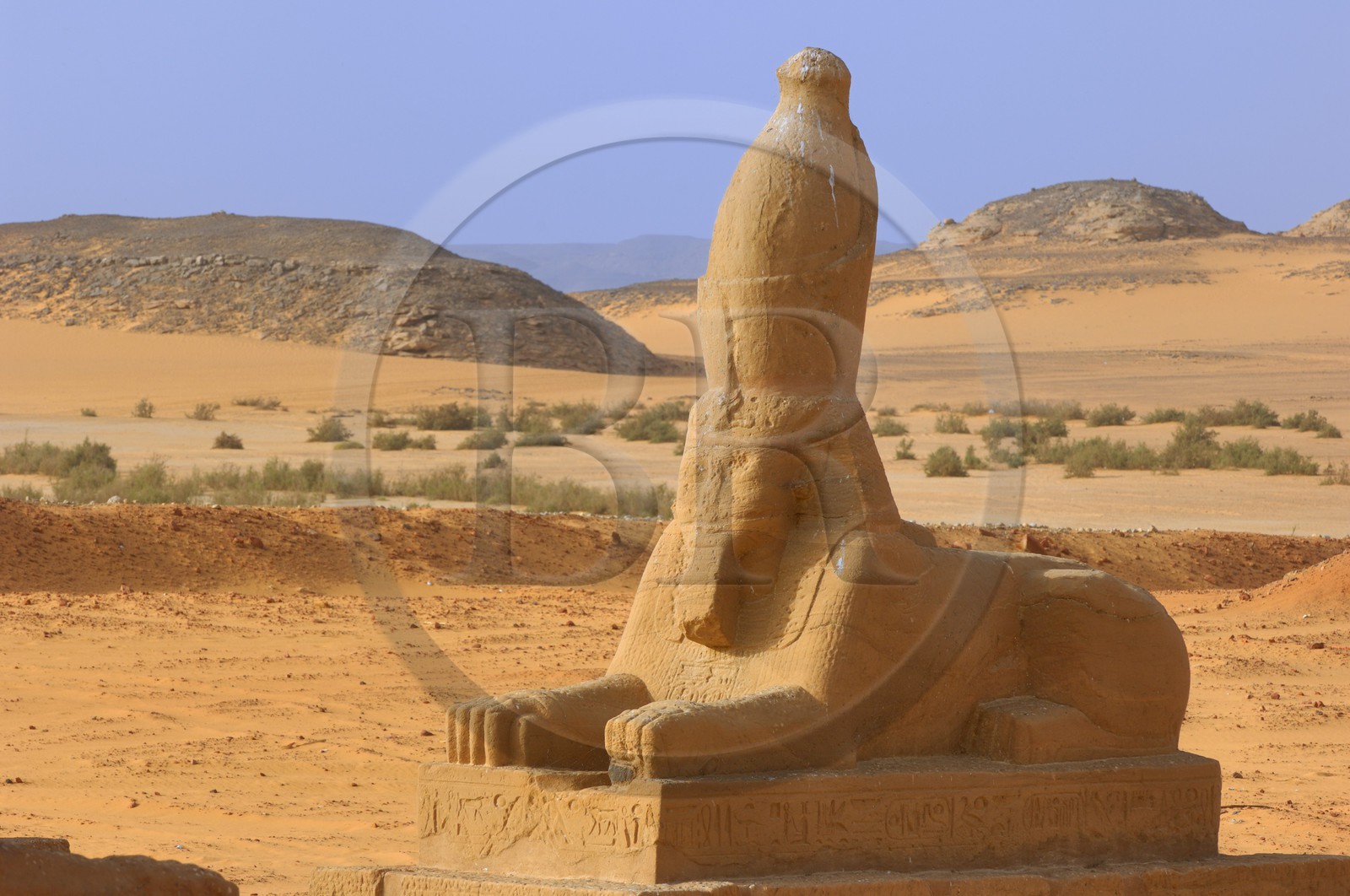 Egypte, Haute Egypte, Lac Nasser, désert de Nubie, temple de Ouadi es-Seboua ou vallée des lions