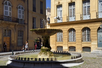 France, Bouches du Rhone, Aix en Provence, fountain of place Albertas