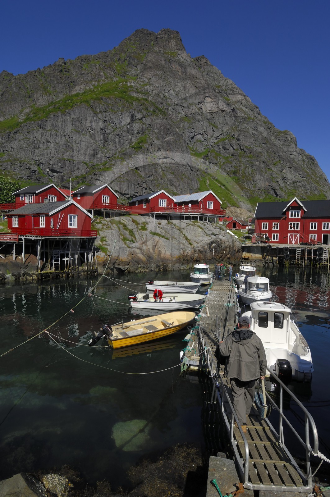 Norway, Nordland County, Lofoten Islands, Moskenes island, rorbuer (fishermen's huts) at the village of A (Å)