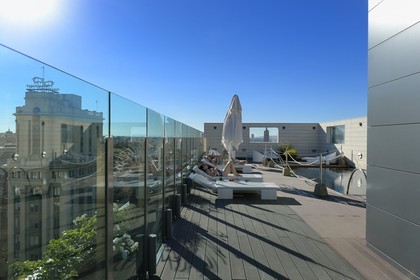 Spain, Aragon, Zaragoza, Hotel Alfonso roof top