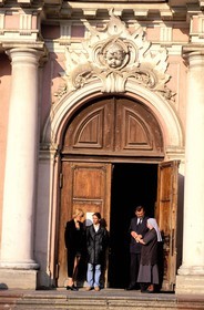 Lituanie (Pays Baltes), Vilnius, porche de l'église Saint-Casimir (1604-16015) plus vieille église baroque de la ville