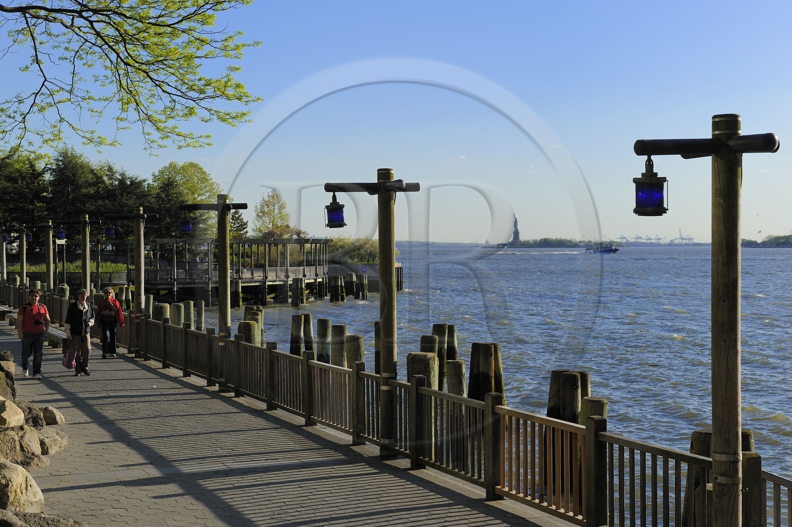 Etats-Unis, New York, Manhattan, pointe Sud, Battery Park et la Statue de la Liberté en arrière plan