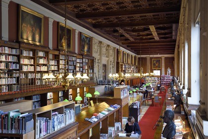 France, Paris (75), quartier de Saint-Germain-des-Prés, Ecole nationale supérieure des Beaux-Arts, la bibliothèque dans le Palais des Etudes