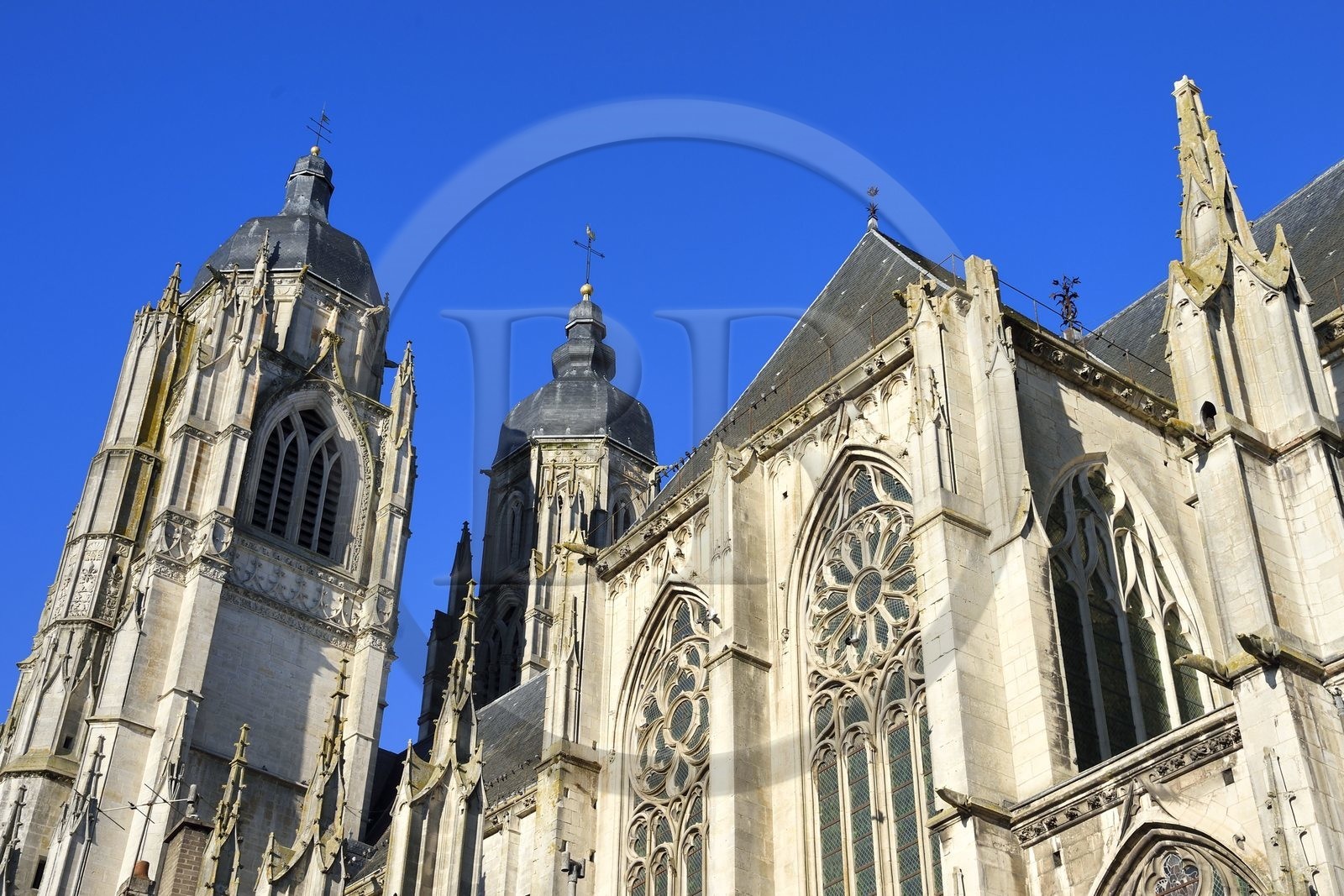 France, Meurthe-et-Moselle (54), Saint-Nicolas-de-Port, basilique de Saint Nicolas et ses clochers à bulbes
