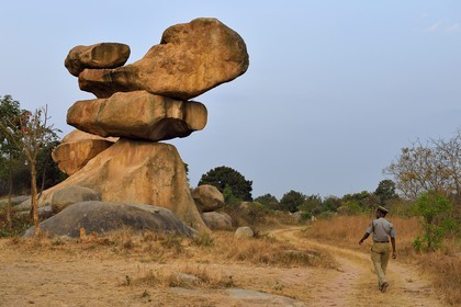 Zimbabwe, province de Harare, Epworth Balancing Rocks