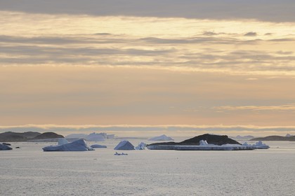 Groenland, région méridionale vers Nanortalik, iceberg