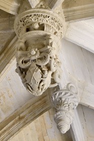 France, Charente (16), Pranzac, église Saint-Cybard, clé de voute à pendentif de la première Renaissance française (vers 1520-1530) dans la chapelle