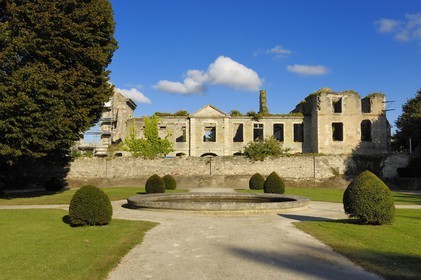 France, Manche (50), Cherbourg, ruines de l'abbaye du Voeu