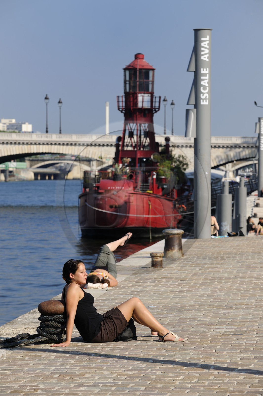 France, Paris (75), Escale Naval sur les quais de Seine devant la Bibliothèque Nationale de France (BNF)
