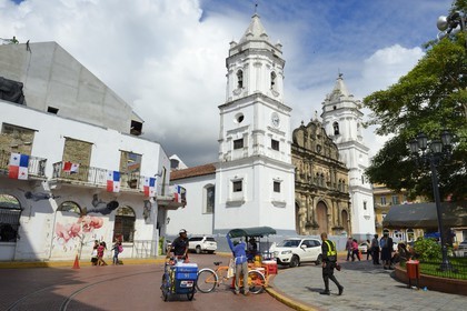 Panama, Panama City, district historique classé Patrimoine Mondial de l'UNESCO, quartier de Casco Antiguo (Viejo), le Barrio San Felipe, la cathédrale du XVIIe siècle
