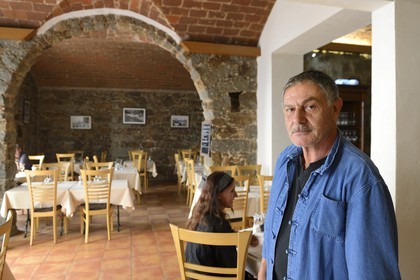 France, Corse-du-Sud (2A), Ajaccio, Jose patron du restaurant traditionnel Bel Messere Ustaria