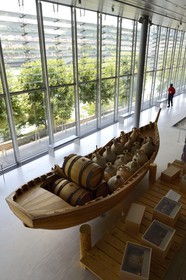 France, Rhône (69), Saint-Romain-en-Gal, musée gallo-romain de Saint-Romain-en-Gal, reconstitution d'un navire aux entrepôts de Vienne