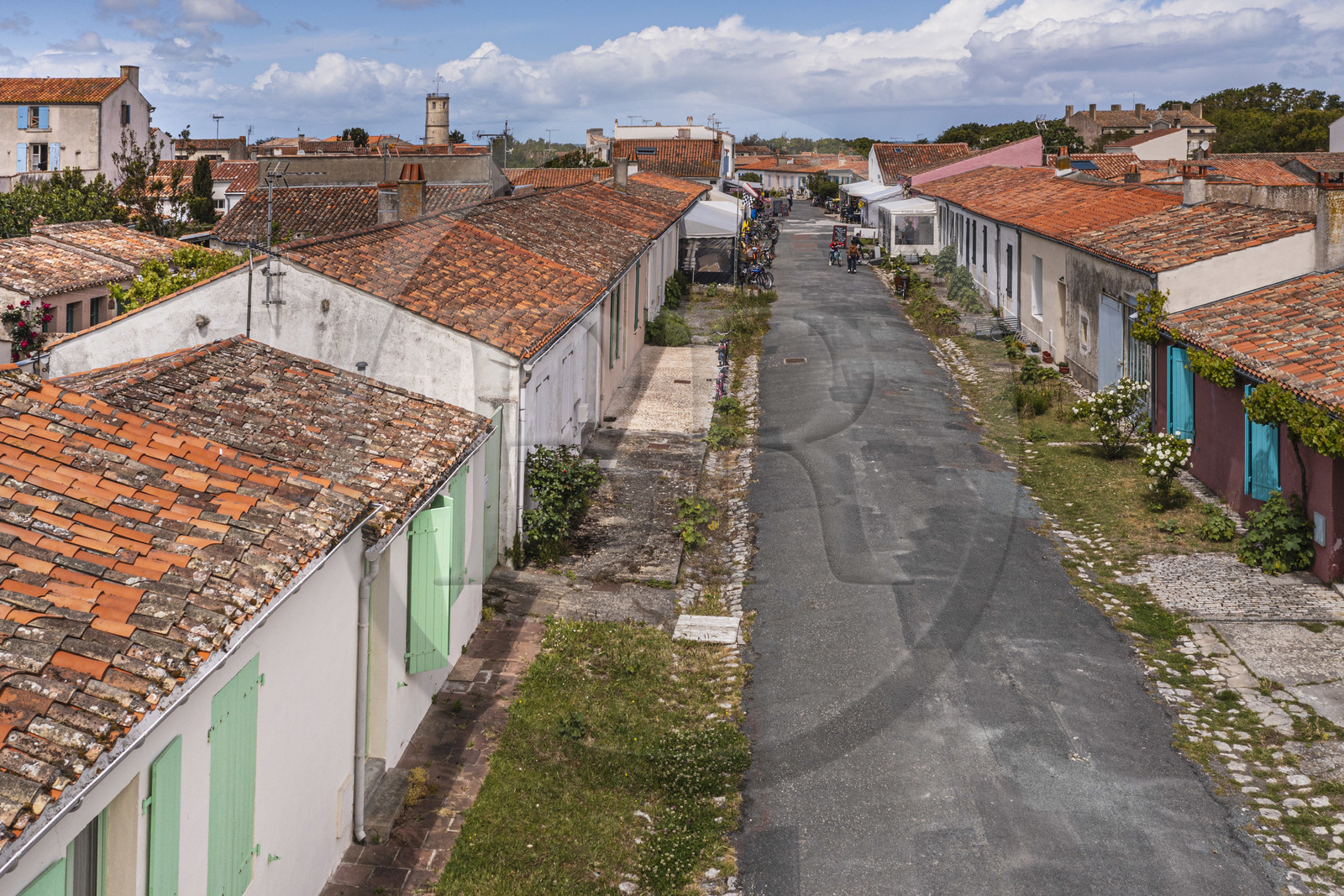 France, Charente-Maritime,  Ile d'Aix (Aix Island), the village, old fishermen's houses in Marengo street (aerial view)