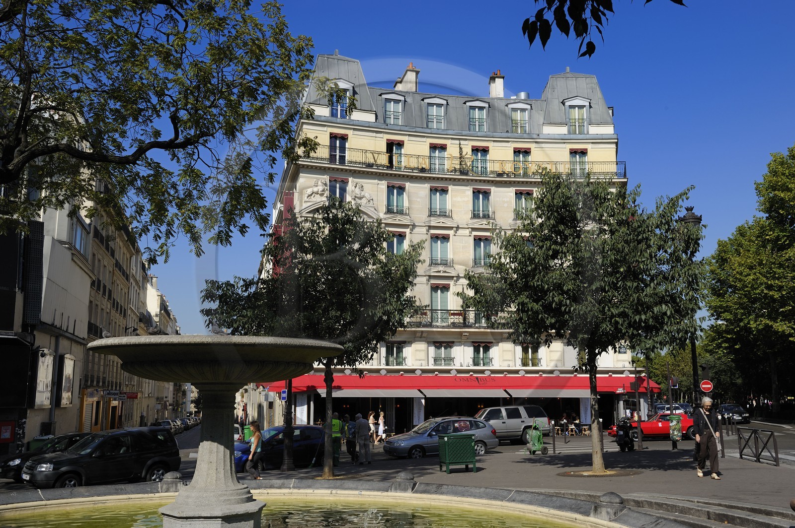 France, Paris (75), hotel Villa Royal et Omnibus Café