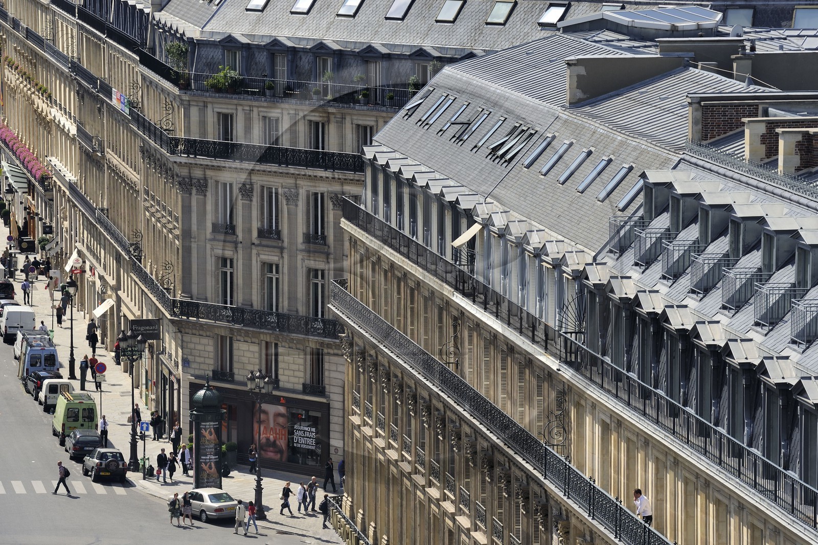 France, Paris (75),  immeubles haussmanniens de la rue Scribe