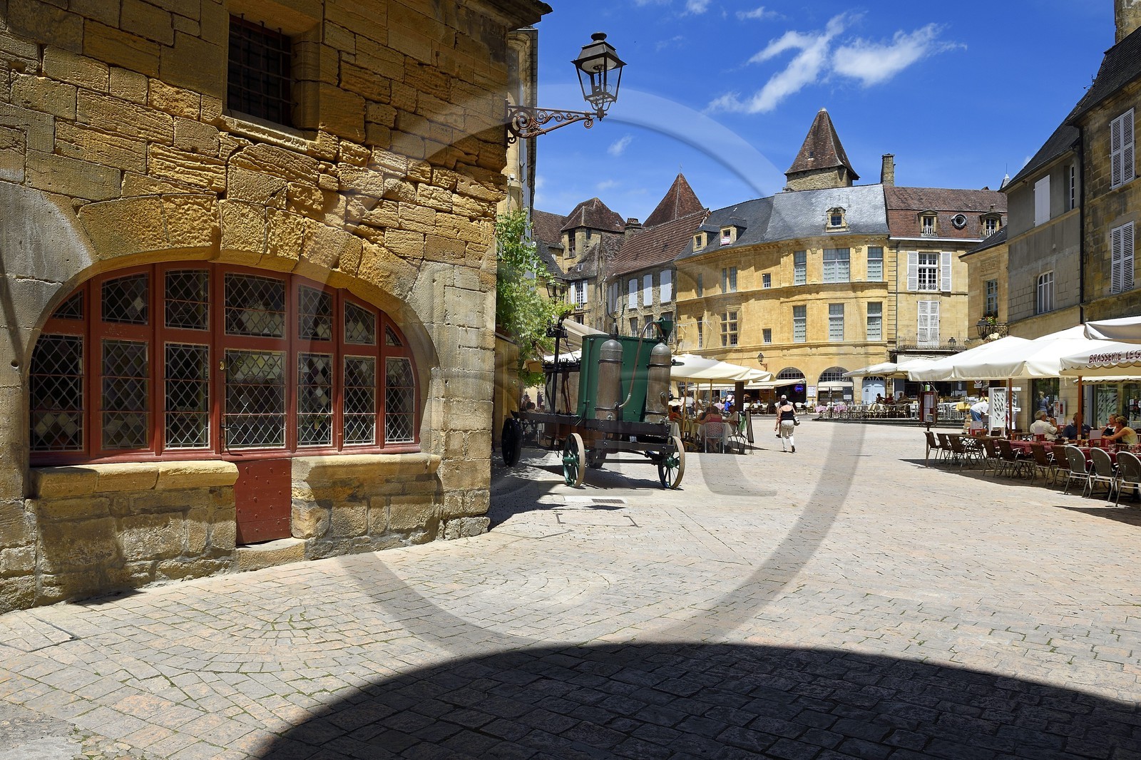 France, Dordogne (24), Périgord Noir, vallée de la Dordogne, Sarlat-la-Canéda, place de la Liberté