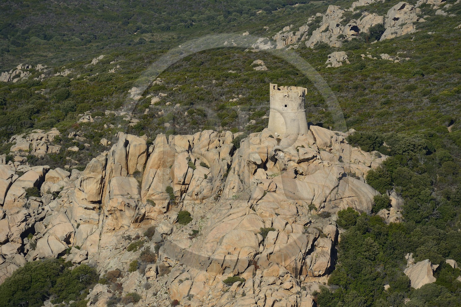 France, Corse-du-Sud (2A), Sartène, la tour génoise de Senetosa (vue aérienne)