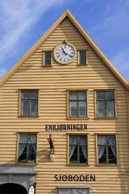 Norway, Hordaland County, Bergen, wooden houses in Bryggen District, listed as World Heritage by UNESCO, former trading post of the Hanseatic League