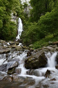France, Bas-Rhin (67), entre Wangenbourg-Engenthal et Oberhaslach, la cascade du Nideck dans le massif des Vosges