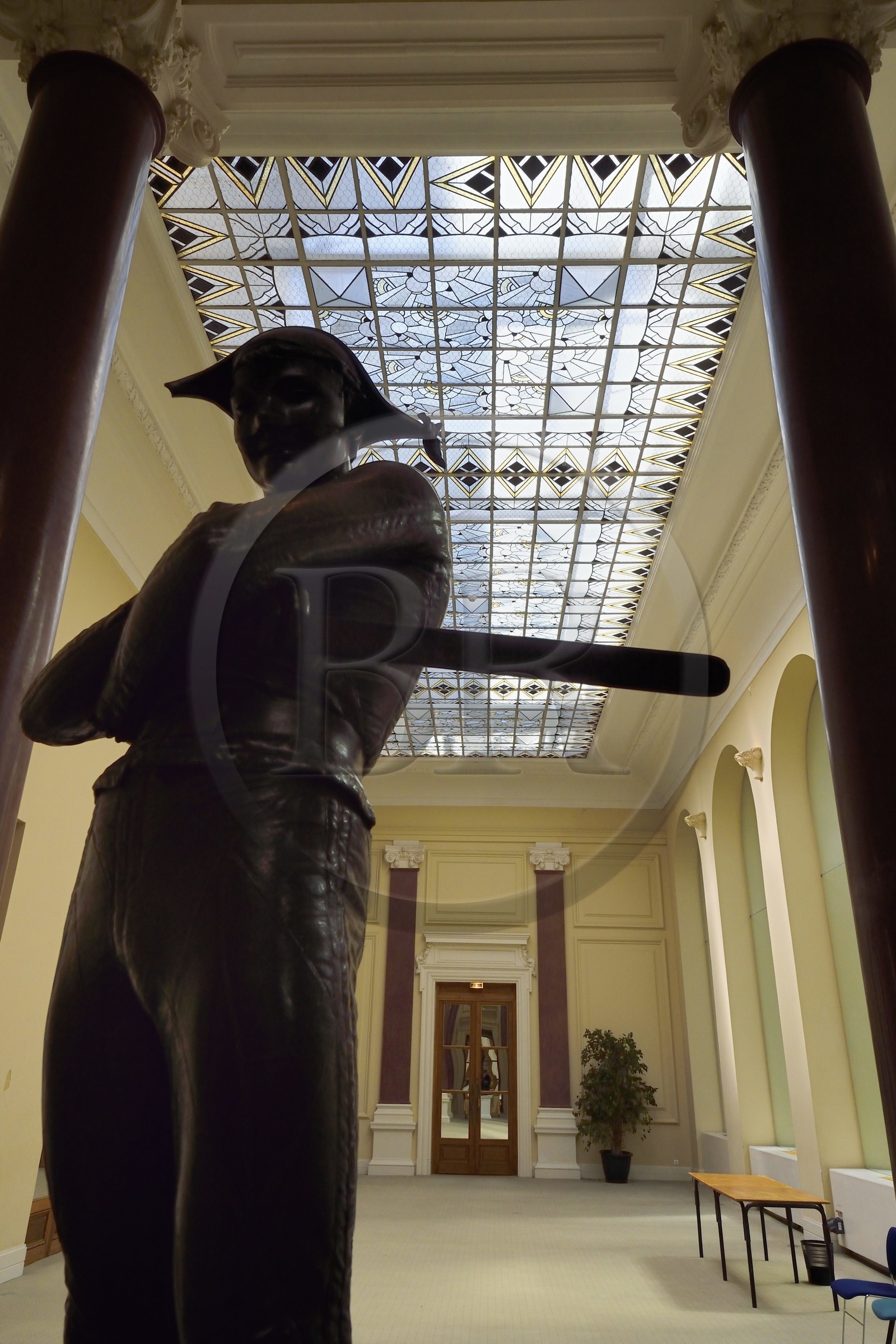 France, Allier (03), Vichy, Palais des Congrès et Opéra, verrière art Déco de la galerie de l'Arlequin de l'ancien Grand Casino