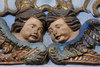 Brésil, Etat du Minas Gerais, ville de Ouro Preto, centre historique classé Patrimoine Mondial de l 'UNESCO, igreja Nossa Senohora da Conceiçao, église Notre-Dame de la Conception, deux chérubins (Route de l'or, Estrada Real)