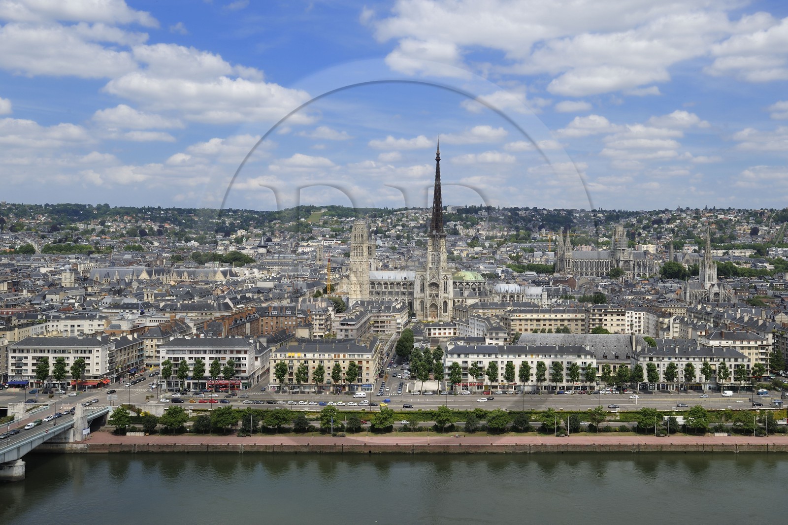 France, Seine Maritime, Rouen, the banks of the Seine and Notre-Dame cathedral
