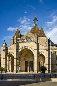 France, Cote d'Or, Climats terroirs of Burgundy listed as World Heritage by UNESCO, Beaune, collégiale Notre-Dame de Beaune basilica