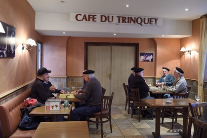 France, Pyrénées-Atlantiques (64), Pays-Basque, Saint-Jean-Pied-de-Port, Café du trinquet Garat