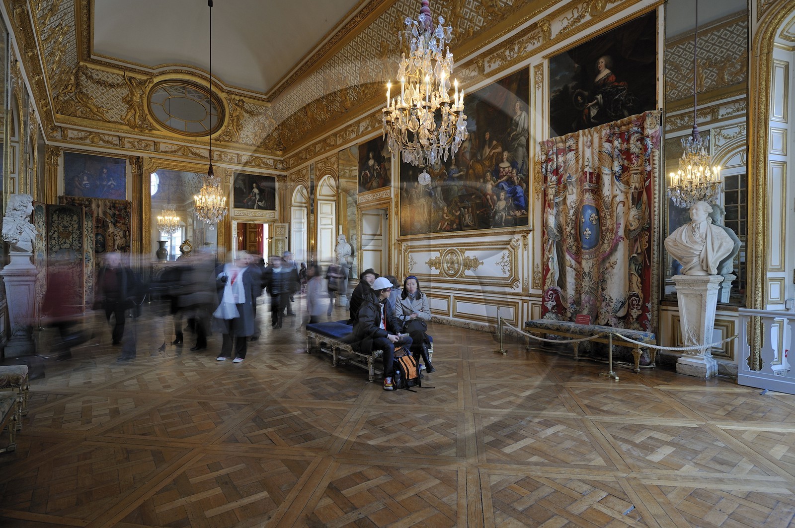 France, Yvelines (78), château de Versailles, classé Patrimoine Mondial de l'UNESCO, appartement du Roi, salon de l'Oeil-de-Boeuf