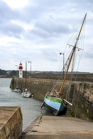 France, Côtes d'Armor (22), Côte de Penthièvre, Erquy, le port