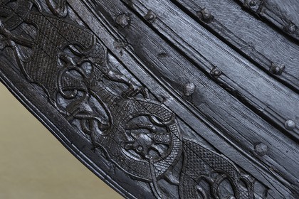 Norway, Oslo, Bygdoy Peninsula, Viking Boats Museum, Oseberg drakkar of the 9th century, detail