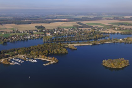 France, Eure, the Seine river at Muids downstream Les Andelys (aerial view)