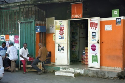 France, Ile de Mayotte, Grande-Terre, Sada, joueurs de dominos