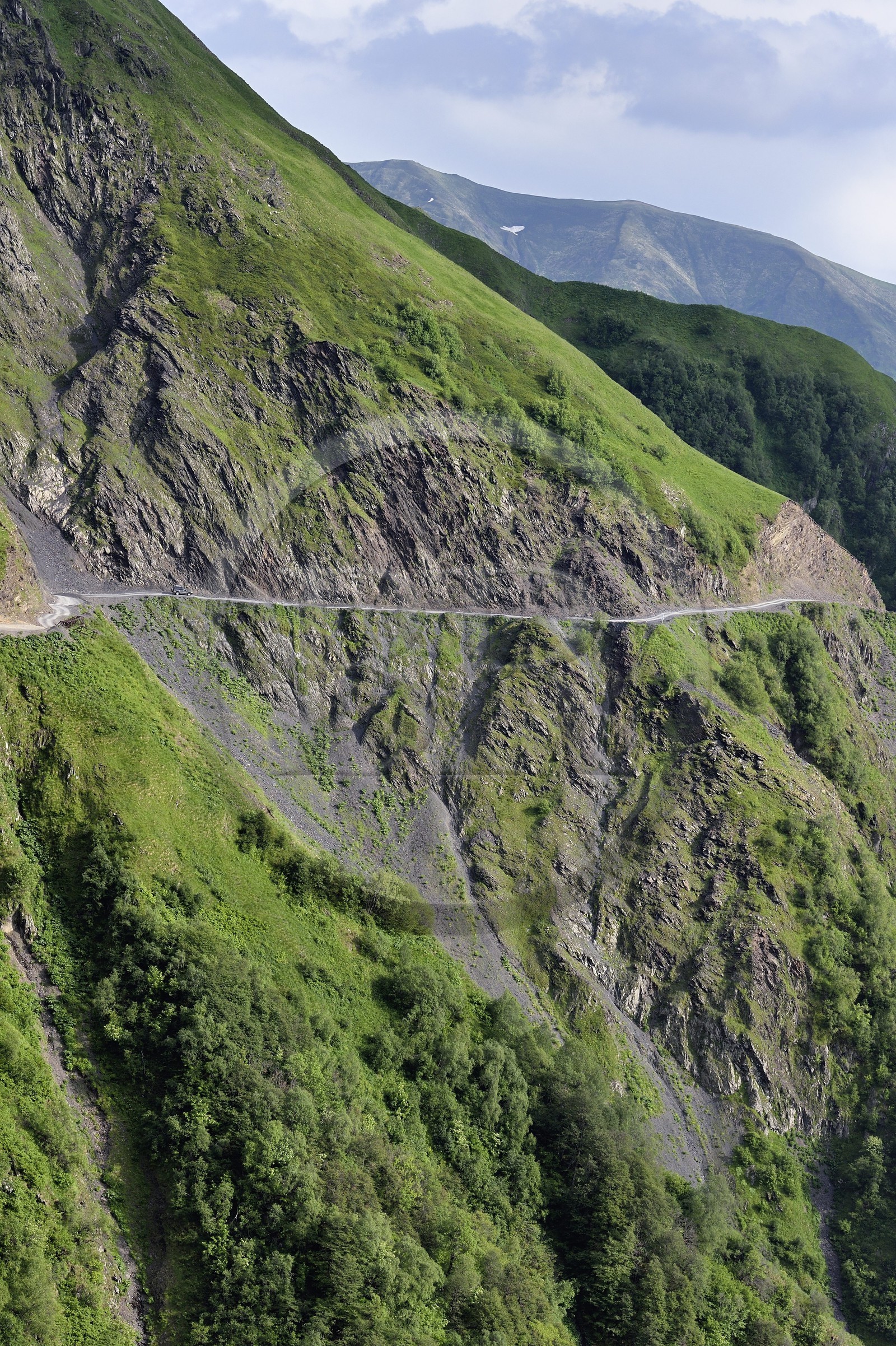 Géorgie, Kakheti, region de Touchétie, la très spectaculaire piste qui relie Telavi à Omalo en passant par le Col d'Abano à 2826 mètres