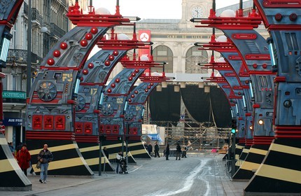France, Nord (59), Lille 2004, Le chemin des étoiles de Jean-Claude Mézières, rue Faidherbe