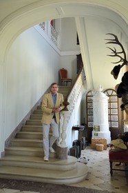 France, Allier (03), former province of Bourbonnais, Besson, Nouveau-Bostz castle belonging to the Prince Charles Henri de Lobkowicz descendant of the Bourbon-Parma, here in the main staircase