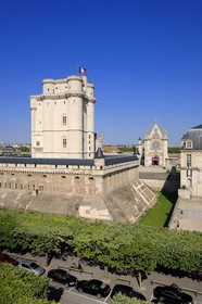 France, Val-de-Marne (94), Vincennes, le château de Vincennes, le donjon et la Sainte Chapelle