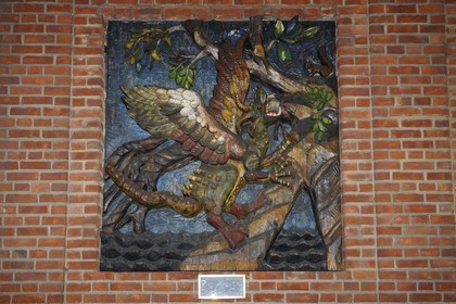 Norvège, Oslo, l'hôtel de Ville (Radhuset), bas-reliefs représentant les mythes vikings