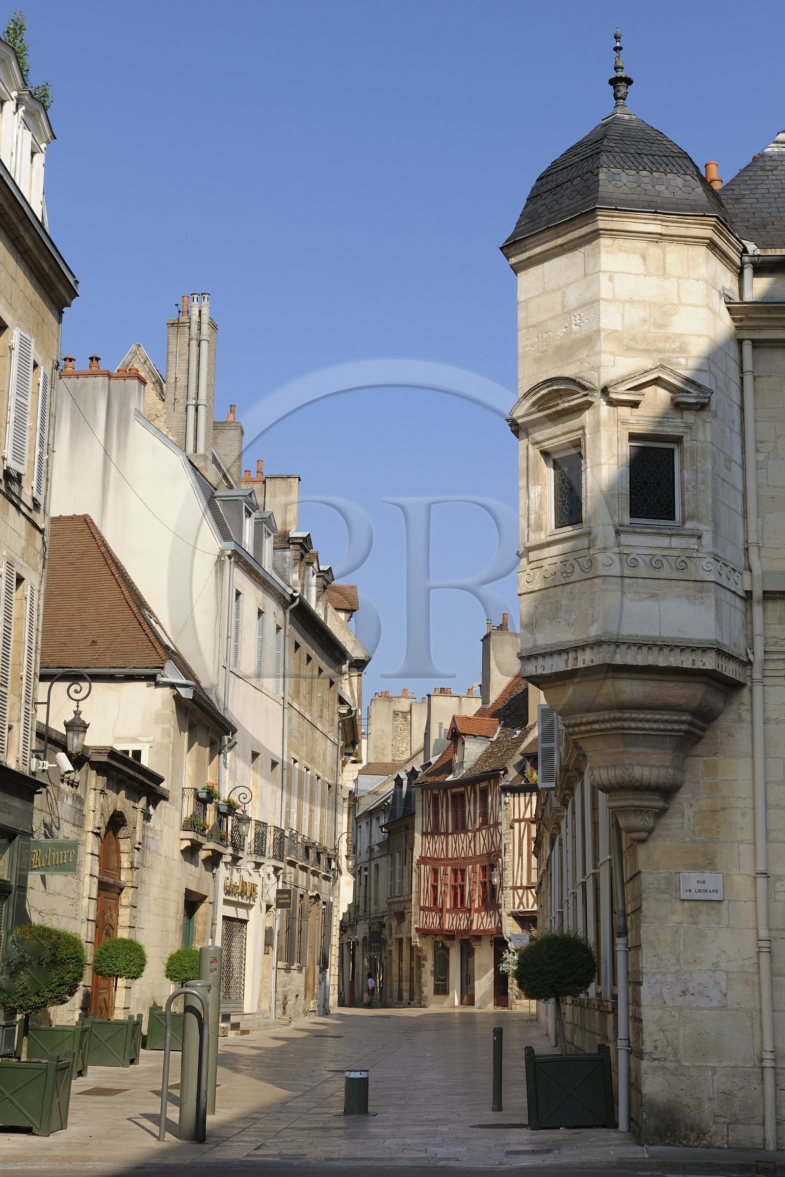 France, Côte d'Or (21), Dijon, la rue Amiral-Roussin